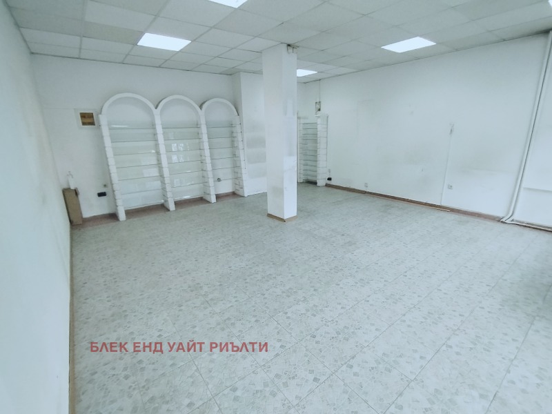 Дава под наем ОФИС, гр. София, Иван Вазов, снимка 2 - Офиси - 53274317