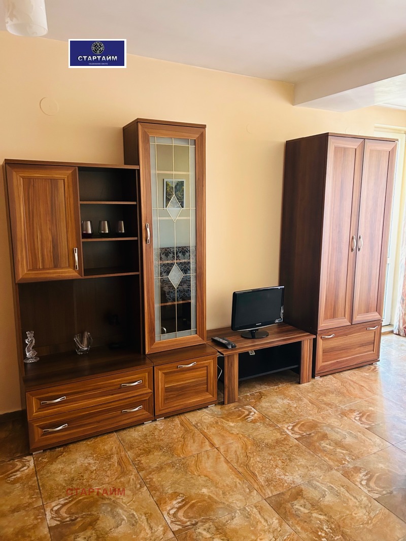 Дава под наем 2-СТАЕН, гр. София, Център, снимка 2 - Апартаменти - 52925418