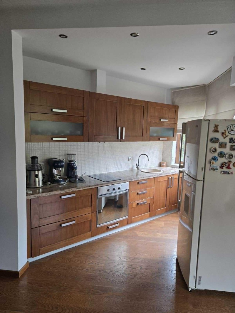 Дава под наем 3-СТАЕН, гр. София, Витоша, снимка 3 - Апартаменти - 52322081