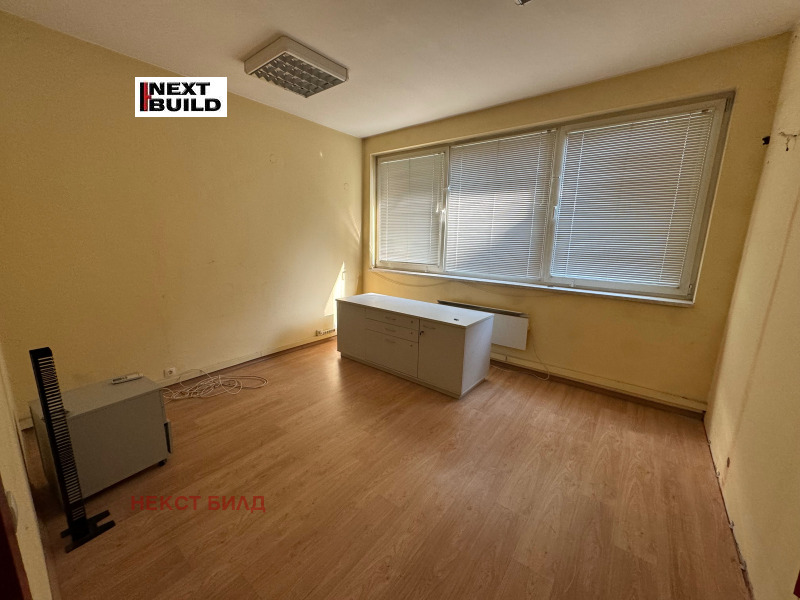 Da affittare  Ufficio Sofia , Gotse Delchev , 430 mq | 15148341 - Immagine [4]