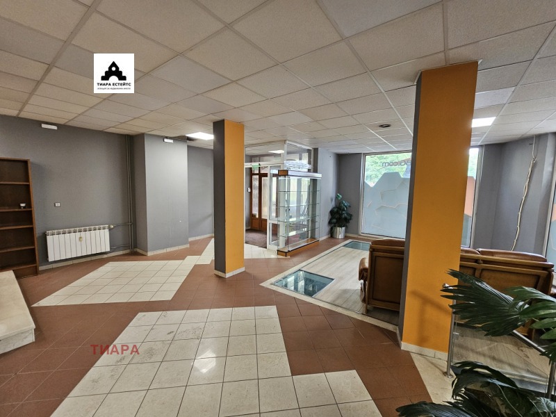 Издаје се  Схоп Софија , Гоце Делчев , 435 м2 | 49318976 - слика [3]