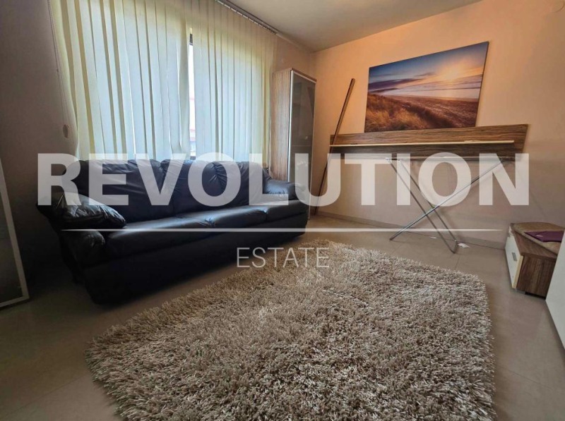 De inchiriat  1 dormitor Plovdiv , Camenița 2 , 40 mp | 20790572