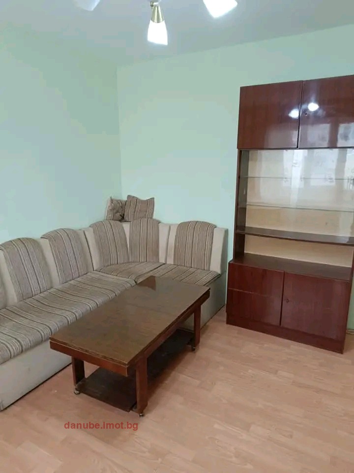 Kiadó  1 hálószoba Ruse , Druzsba 1 , 42 négyzetméter | 63062081