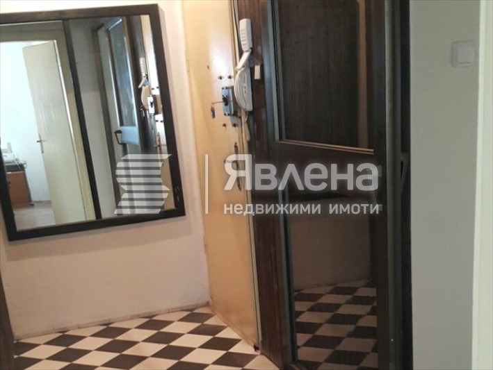 Дава под наем 3-СТАЕН, гр. София, Оборище, снимка 2 - Апартаменти - 55255209
