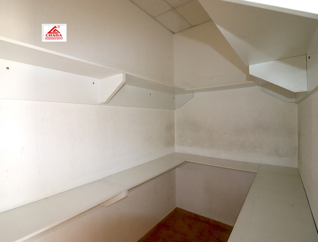 Дава под наем МАГАЗИН, гр. Русе, Център, снимка 6 - Магазини - 53612987