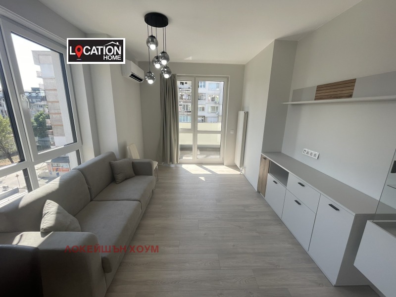 Zu vermieten  1 Schlafzimmer Sofia , Zentar , 70 qm | 43955452