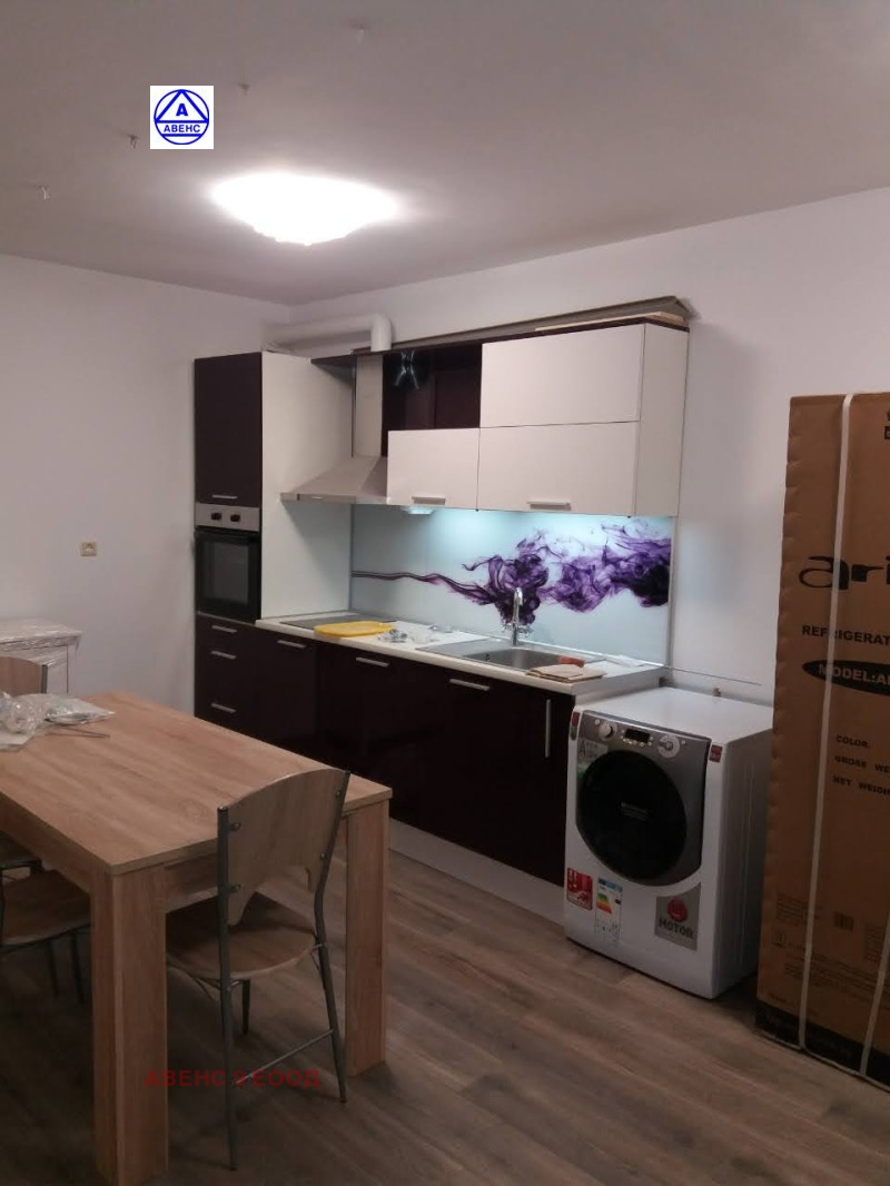 Zu vermieten  3 Schlafzimmer Plewen , Idealen zentar , 110 qm | 86175387 - Bild [5]