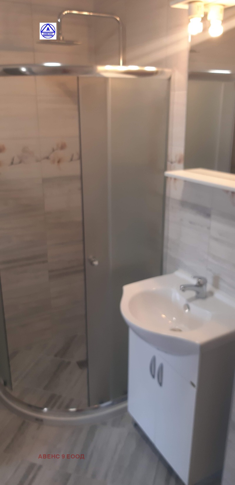 Zu vermieten  3 Schlafzimmer Plewen , Idealen zentar , 110 qm | 86175387 - Bild [3]