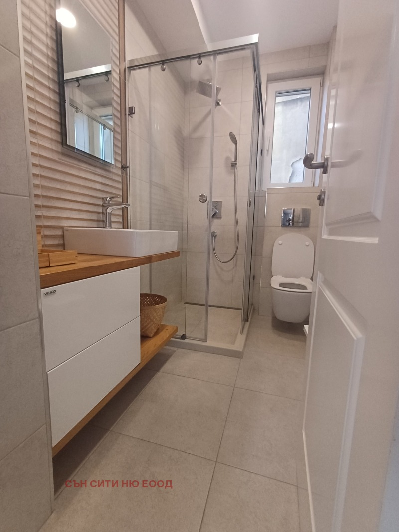 Дава под Наем 3-СТАЕН в град София, Център - 100 кв.м / 1 390 € » 2 718.60 лв., СЪН СИТИ НЮ ЕООД