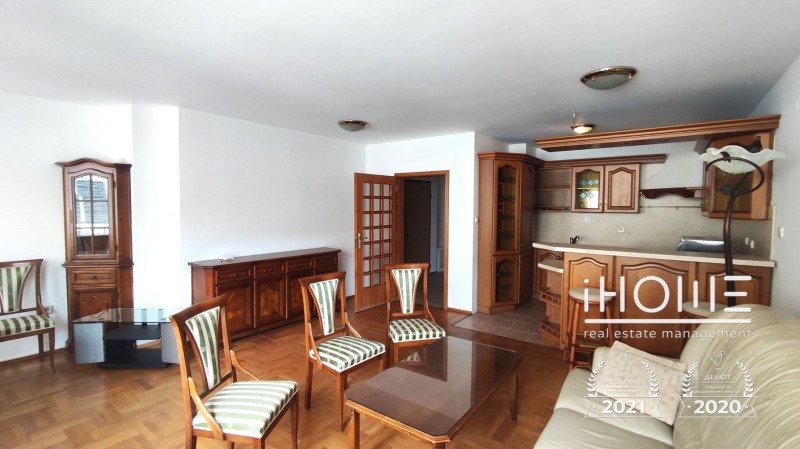Da affittare  2 camere da letto Sofia , Tsentar , 124 mq | 30842707