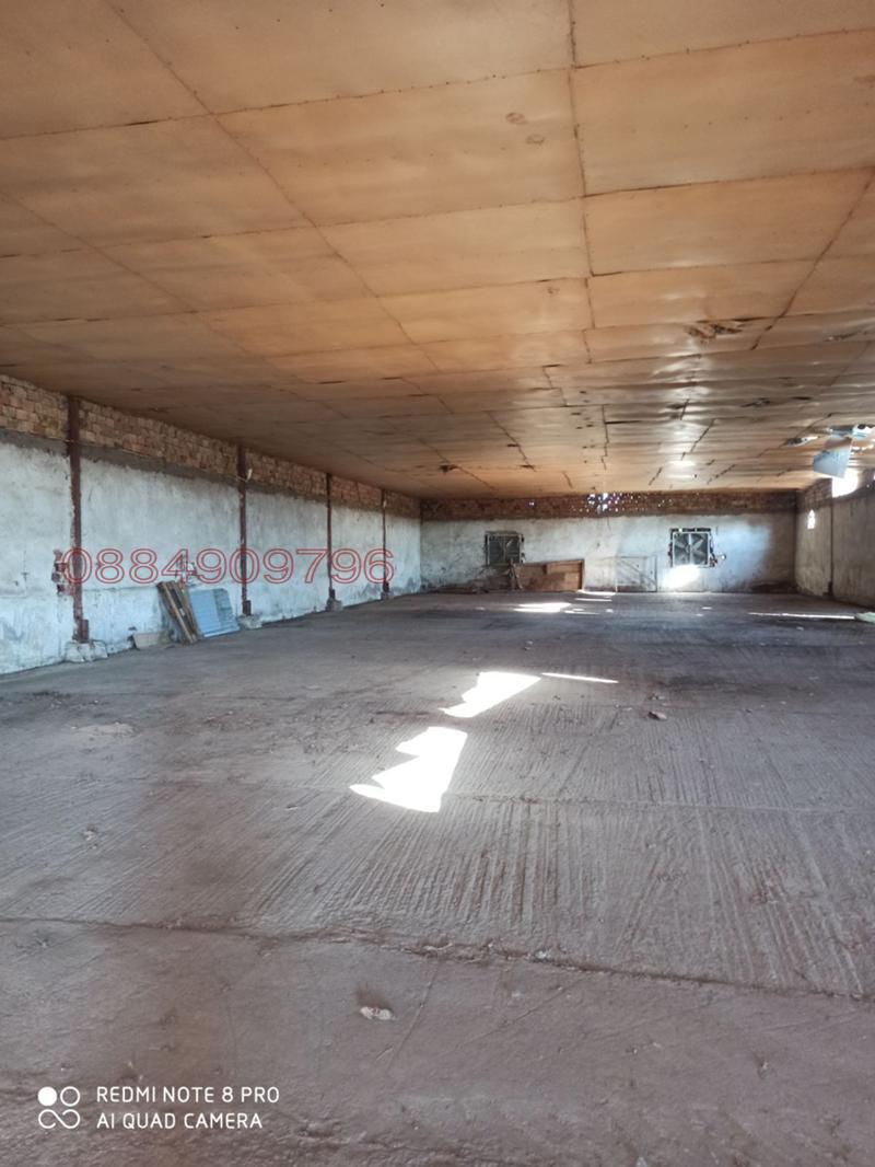 Дава под наем ПРОМ. ПОМЕЩЕНИЕ, гр. Криводол, област Враца