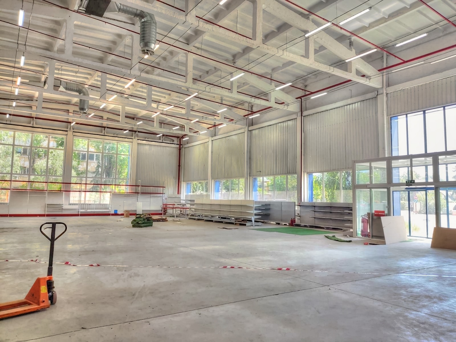 Дава под наем БИЗНЕС ИМОТ, гр. София, Горубляне