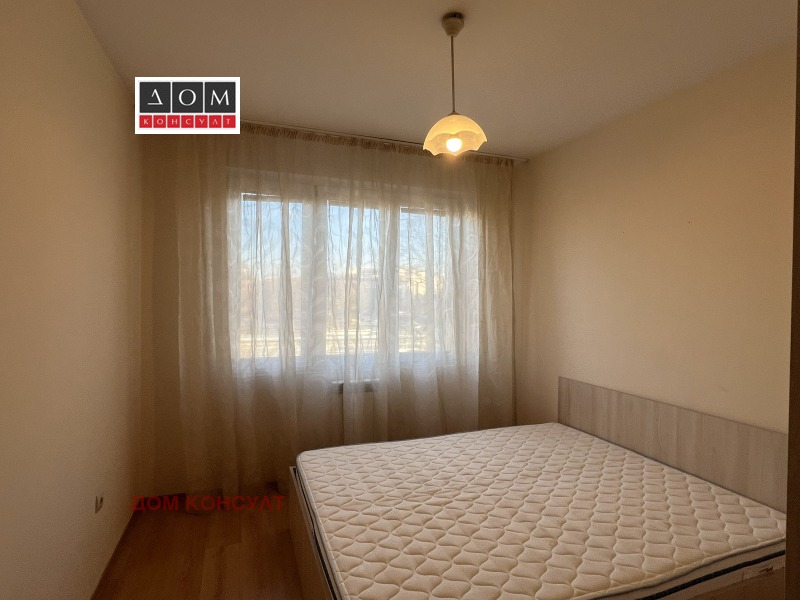 Дава под наем 3-СТАЕН, гр. София, Център, снимка 4 - Апартаменти - 52822895