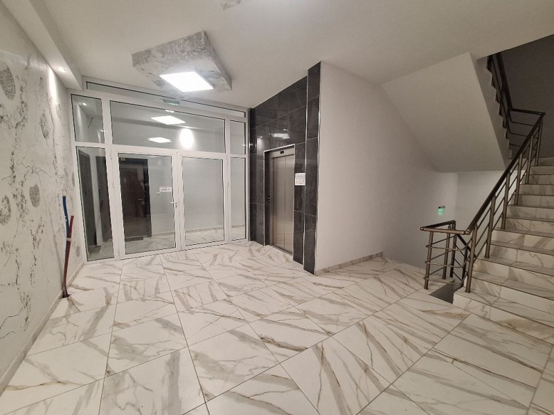 Дава под наем БИЗНЕС ИМОТ, гр. София, Левски В, снимка 3 - Други - 53227219