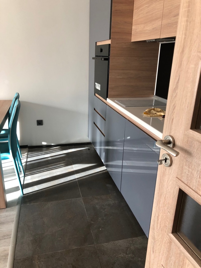 Издаје се  1 спаваћа соба Софија , Центар , 75 м2 | 22746524 - слика [4]