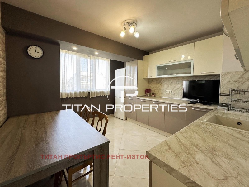 Te huur  2 slaapkamers Burgas , Bratja Miladinovi , 100 m² | 48907437