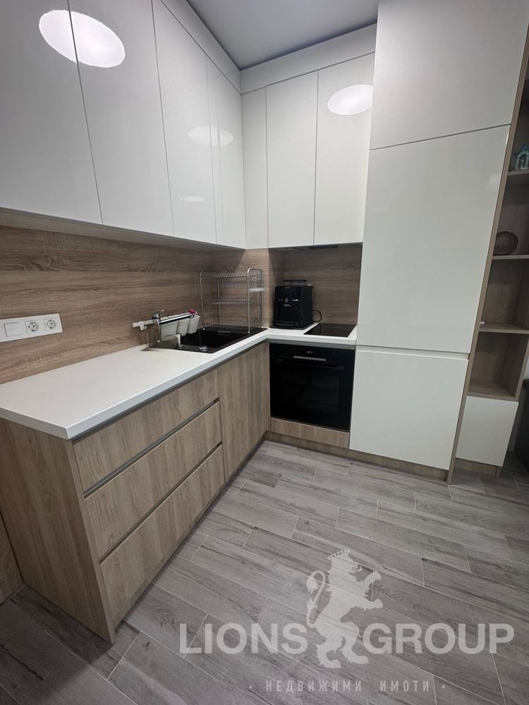 Дава под наем 3-СТАЕН, гр. Варна, к.к. Св.Св. Константин и Елена