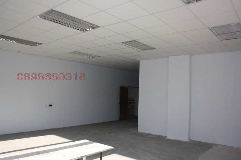 Дава под наем СКЛАД, гр. Варна, Западна промишлена зона, снимка 5 - Складове - 53347214