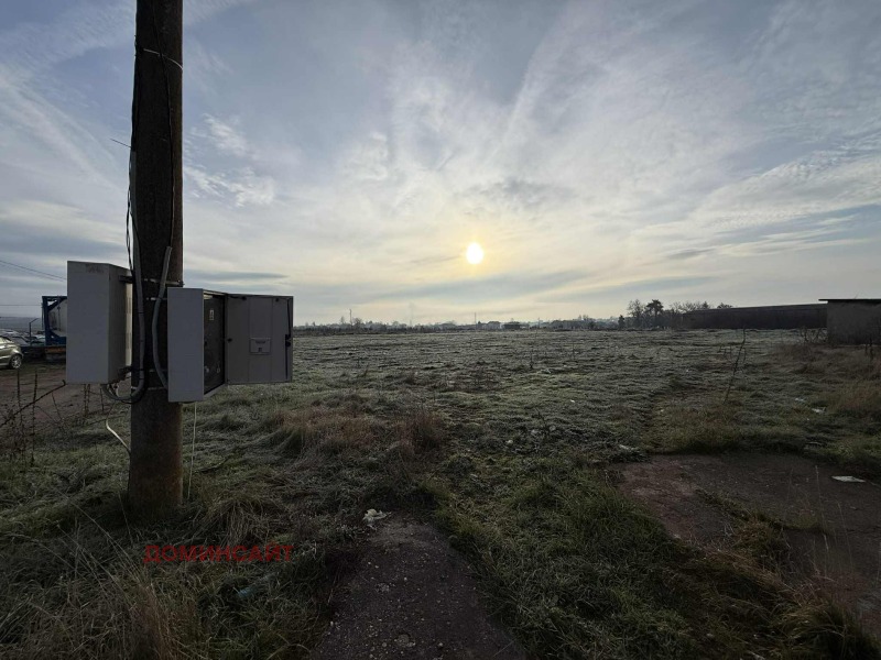 Дава под наем МЯСТО, с. Петърч, област София област, снимка 7 - Парцели - 53177284