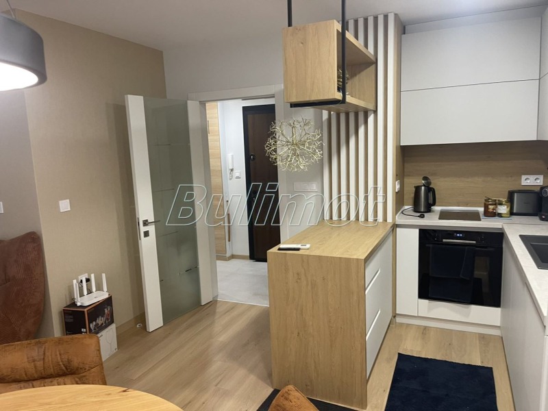Дава под Наем 3-СТАЕН в град Варна, ВИНС-Червен площад - 90 кв.м / 950 € » 1 858.04 лв., БУЛ ИМОТ