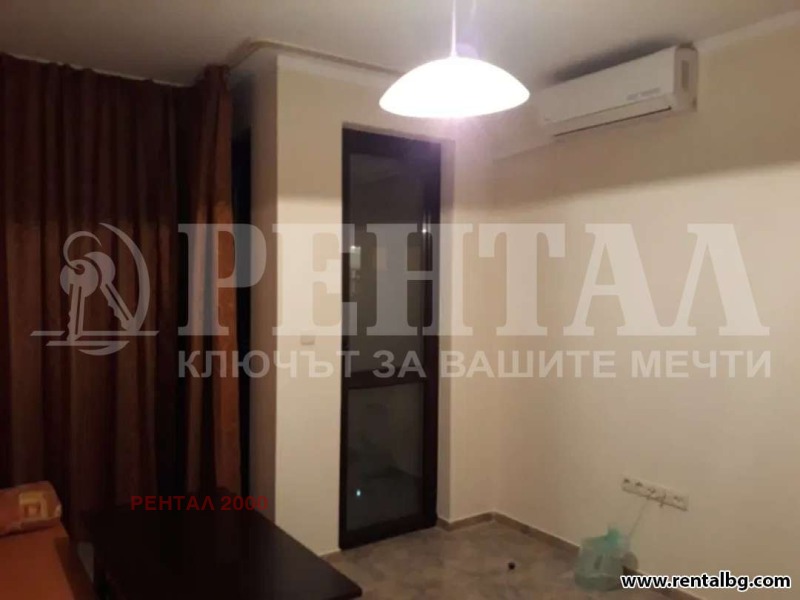 Para alugar  1 quarto Plovdiv , Hristo Smirnenski , 60 m² | 91378406 - imagem [2]