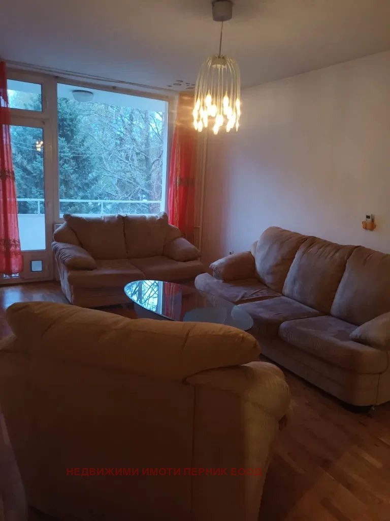 Издаје се  1 спаваћа соба Перник , Изток , 73 м2 | 99682391 - слика [3]
