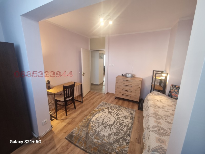 Дава под наем 4-СТАЕН, гр. София, Връбница 1, снимка 11 - Апартаменти - 52780360