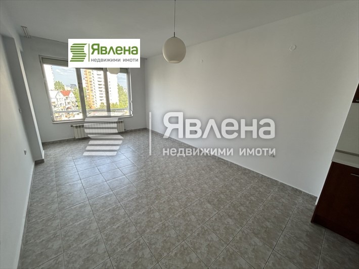 A louer  1 chambre Sofia , Dianabad , 65 m² | 93510968