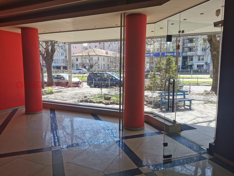 Kiadó  Üzlet Sofia , Lagera , 74 négyzetméter | 77814749 - kép [3]
