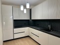 Дава под наем МНОГОСТАЕН, гр. София, Център, снимка 2