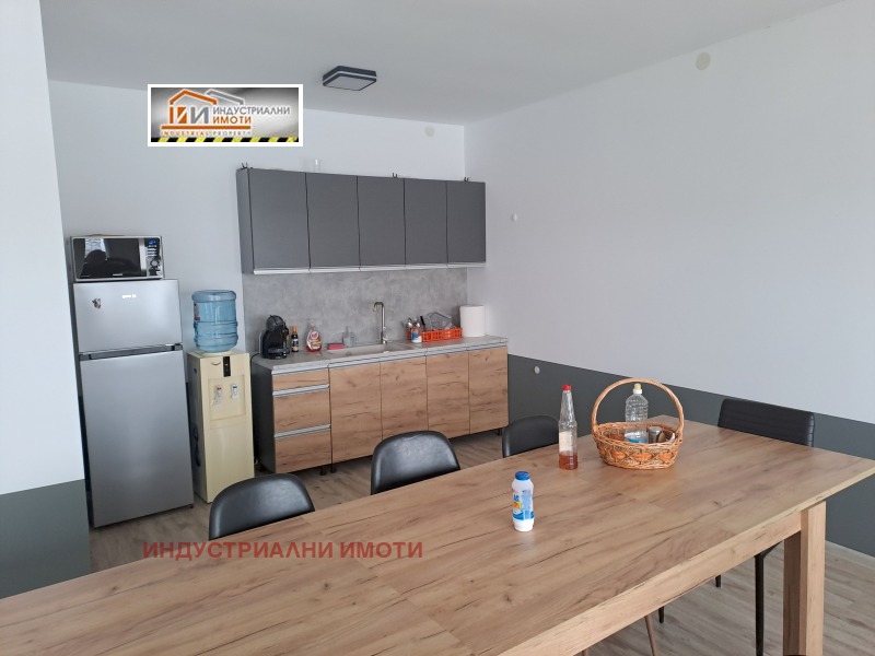 Дава под наем ПРОМ. ПОМЕЩЕНИЕ, гр. Пловдив, Индустриална зона - Север, снимка 6 - Производствени сгради - 53414796