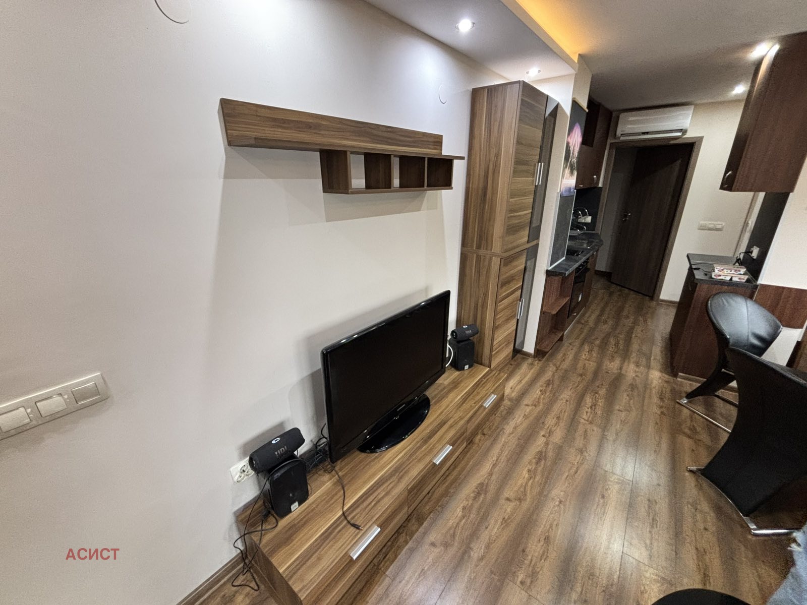 Дава под наем 2-СТАЕН, гр. София, Банишора, снимка 2 - Апартаменти - 54368210