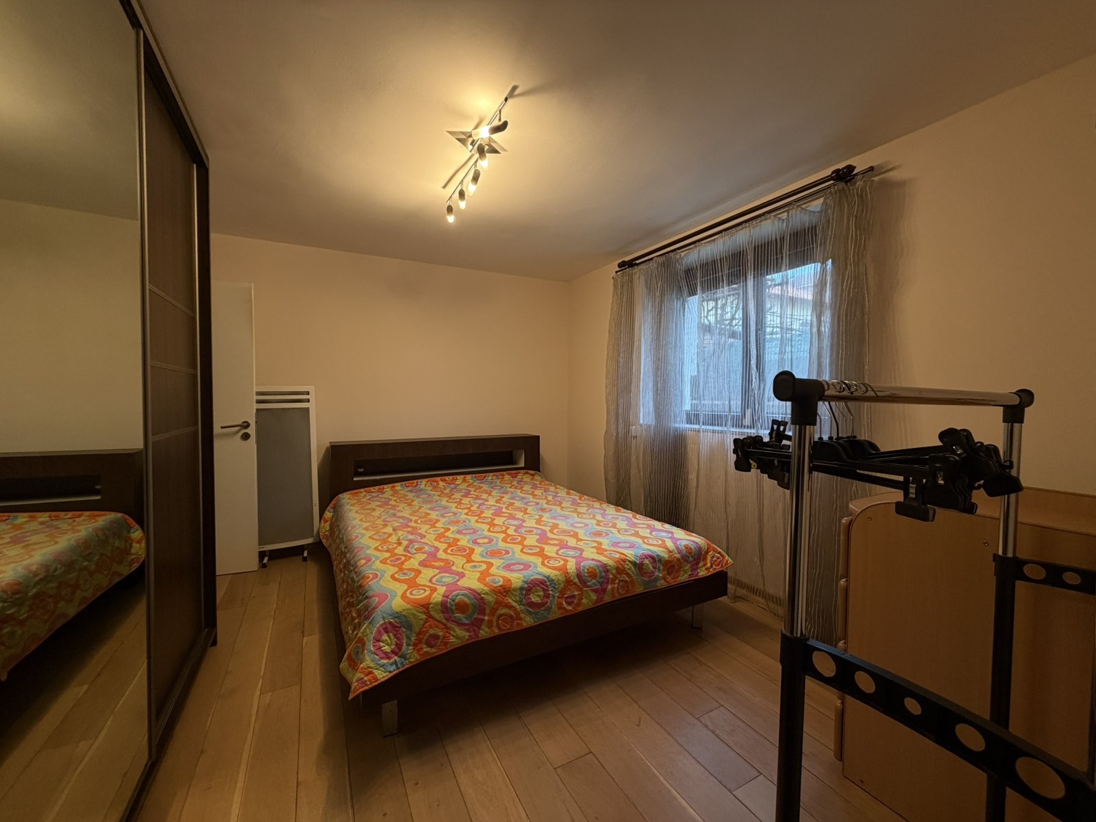 Дава под наем 3-СТАЕН, гр. София, област София-град, снимка 6 - Апартаменти - 53917315