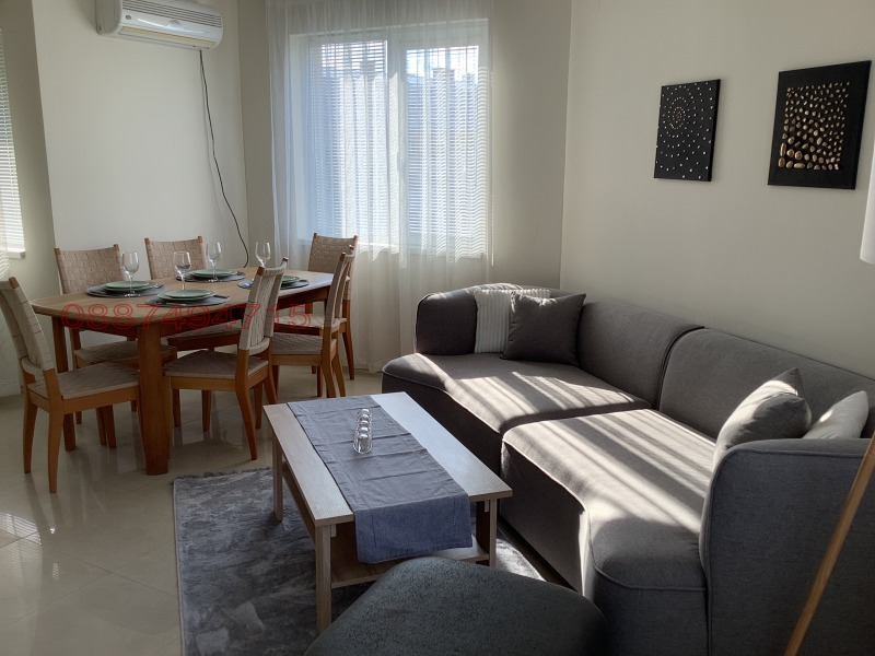Do wynajęcia  2 sypialnie Ruse , Centar , 100 mkw | 47404841 - obraz [3]