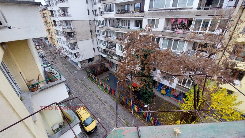 Дава под наем 3-СТАЕН, гр. София, Център, снимка 4 - Апартаменти - 52589375