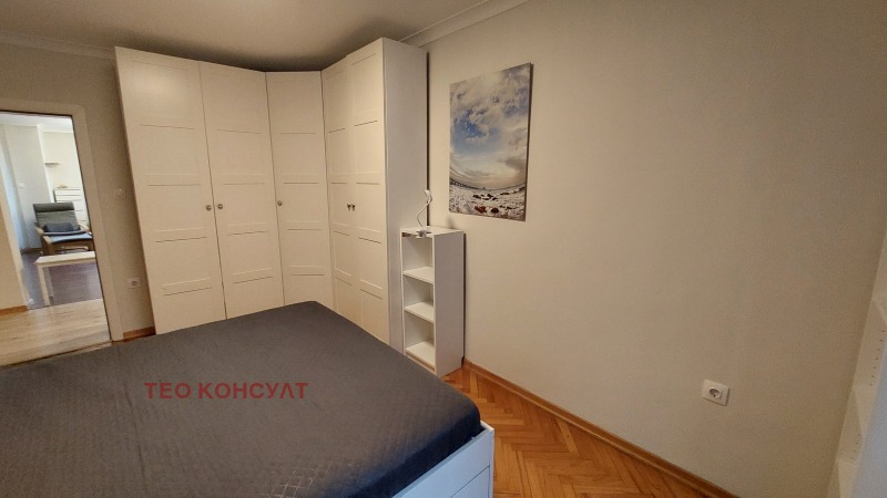 Дава под наем 3-СТАЕН, гр. София, Център, снимка 10 - Апартаменти - 52589375