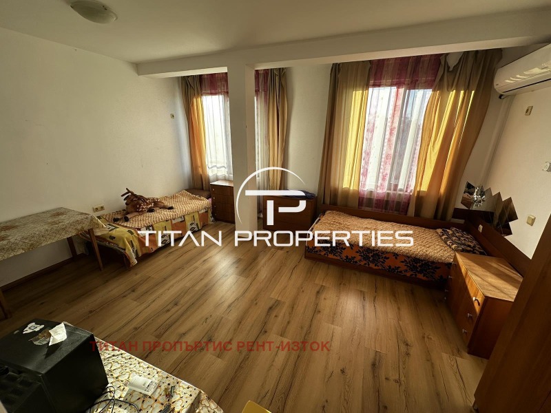 Дава под Наем 2-СТАЕН в град Бургас, Акациите - 60 кв.м / 260 € » 508.52 лв., ТИТАН ПРОПЪРТИС РЕНТ-ИЗТОК