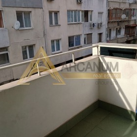 ���� ��� ���� 3-����� | Imot.bg � ����� ������ 8