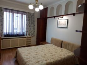 3+ slaapkamer Tsentar, Sofia 5