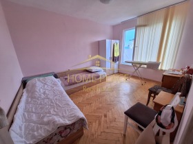 3 chambres Kolhozen pazar, Varna 7