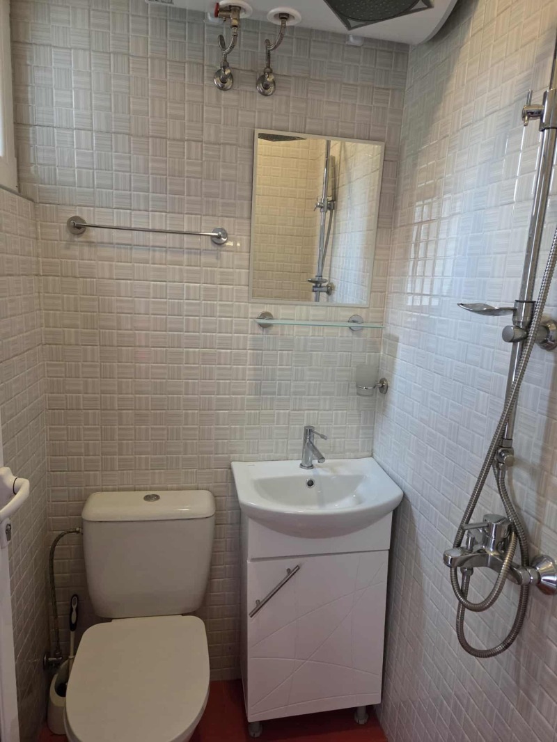 Издаје се  2 спаваће собе Софија , Центар , 50 м2 | 14477543 - слика [11]
