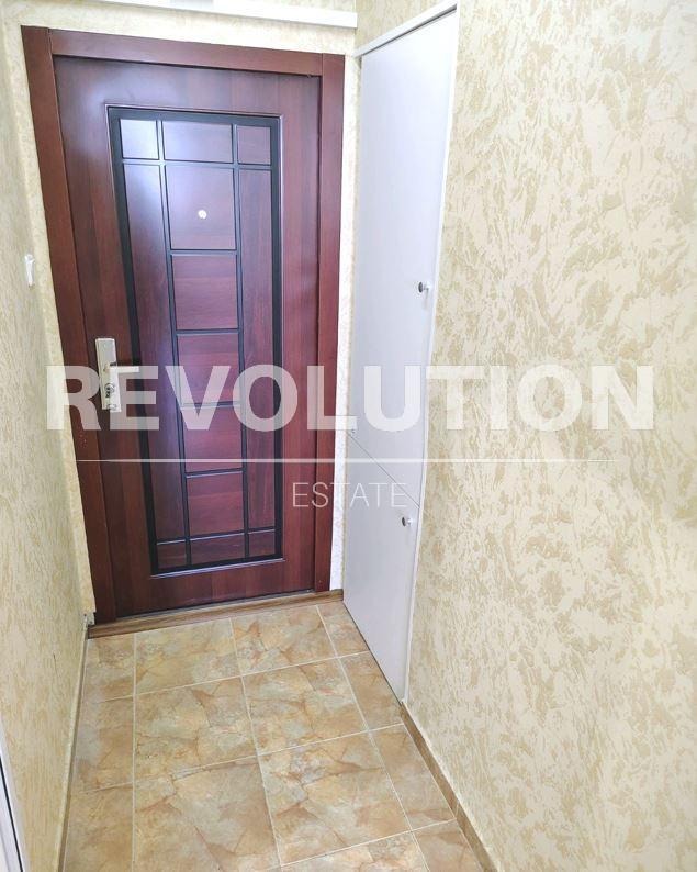 Kiadó  Stúdió Varna , Mladost 2 , 30 négyzetméter | 10149203 - kép [6]