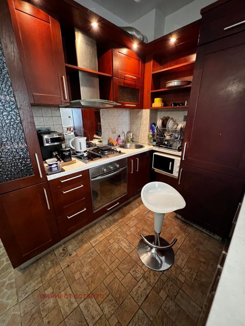 Издаје се  2 спаваће собе Софија , Драгалевци , 106 м2 | 12651965 - слика [5]