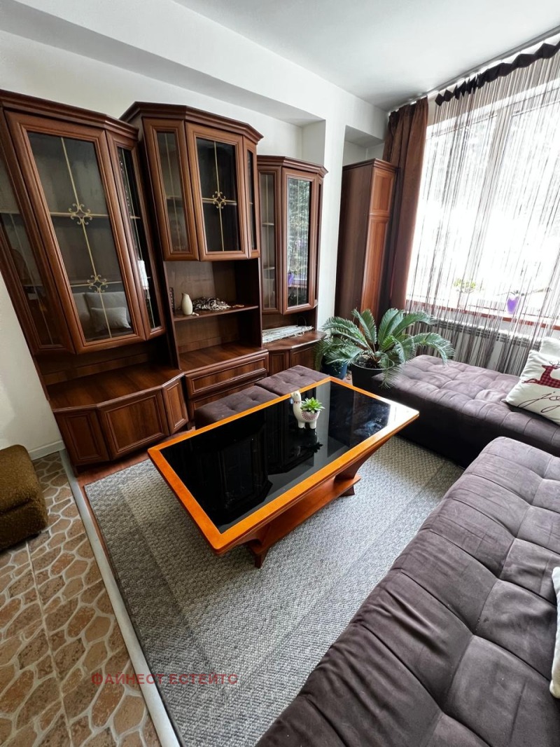 Издаје се  2 спаваће собе Софија , Драгалевци , 106 м2 | 12651965 - слика [3]