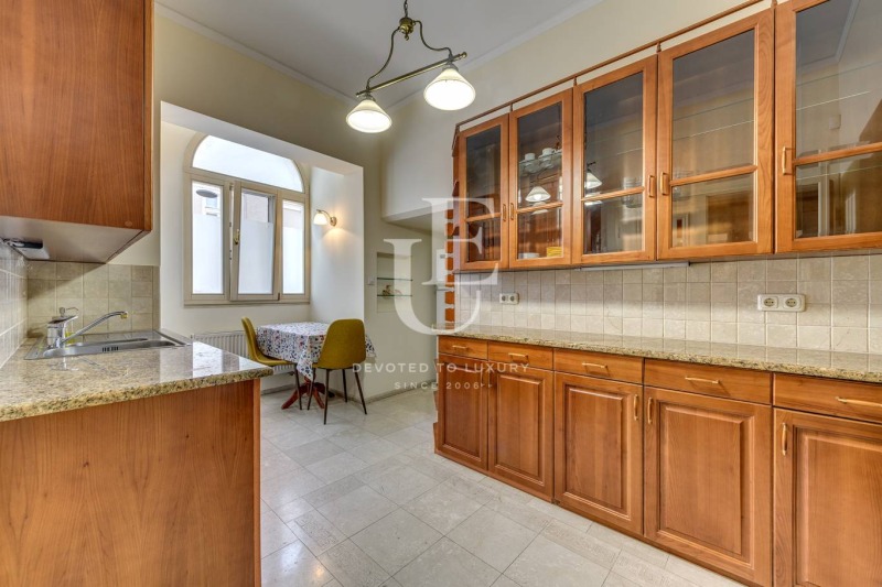 Дава под наем 4-СТАЕН, гр. София, Център, снимка 7 - Апартаменти - 53305137