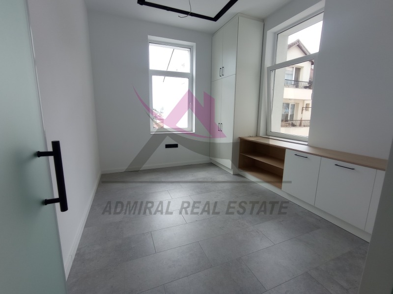 Te huur  Kantoor Varna , Gratska machala , 90 m² | 36722213 - afbeelding [2]