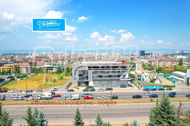 Дава под Наем ОФИС в град София, Манастирски ливади - 904 кв.м / 7 232 € » 14 144.56 лв., БЪЛГЕРИАН ПРОПЕРТИС - СОФИЯ