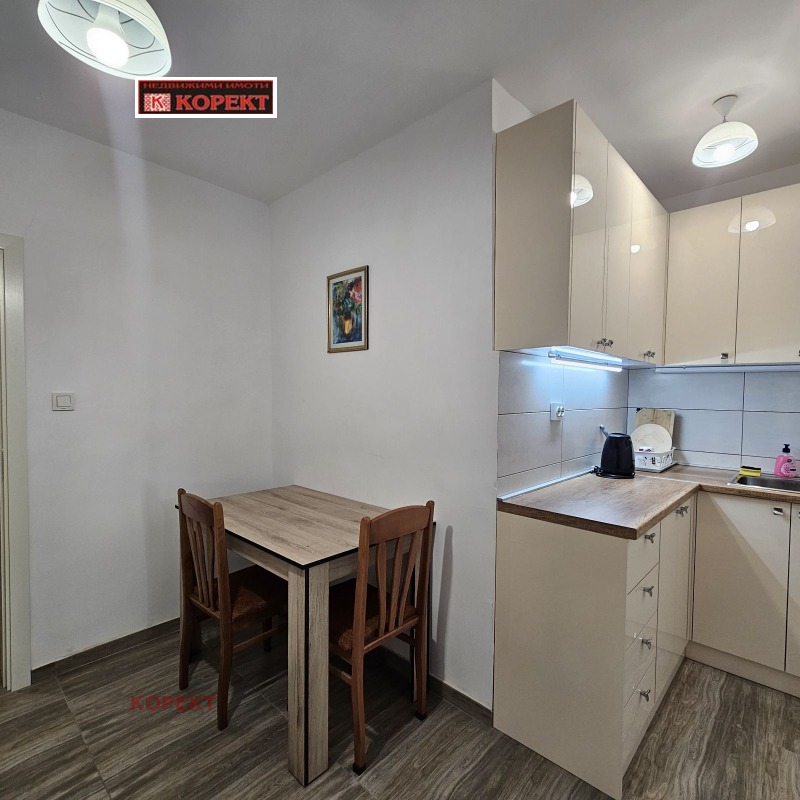 De inchiriat  2 dormitoare Pleven , Șiroc țentâr , 70 mp | 79807047 - imagine [7]