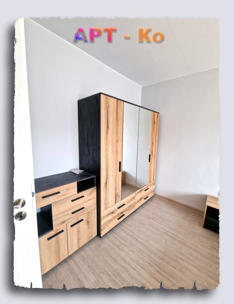 K pronájmu  2 ložnice Pernik , Centar , 75 m2 | 90465093 - obraz [12]