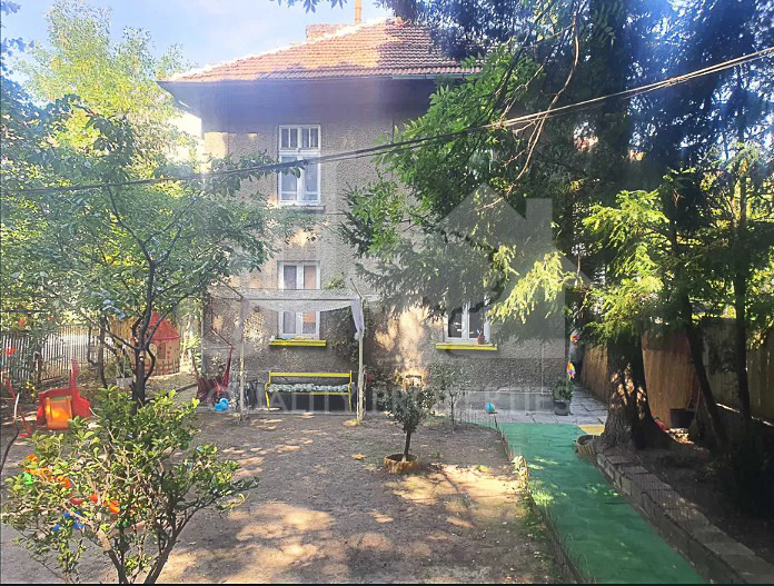 Дава под наем  Къща град София , Лозенец , 500 кв.м | 30570940 - изображение [13]